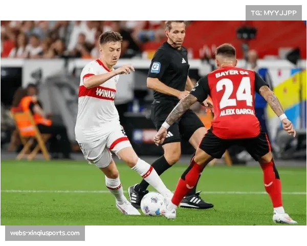 深度分析:阿隆索的勒沃库森高位压迫体系,为何在德甲对拜仁形成压制